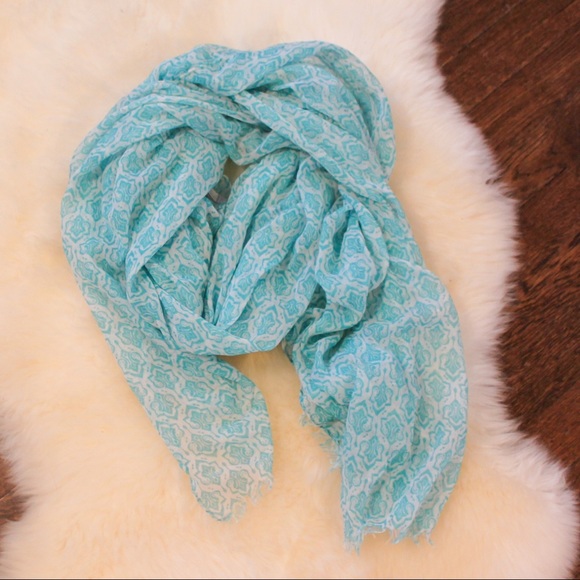 🎉Light Blue Summer Scarf - Picture 1 of 1